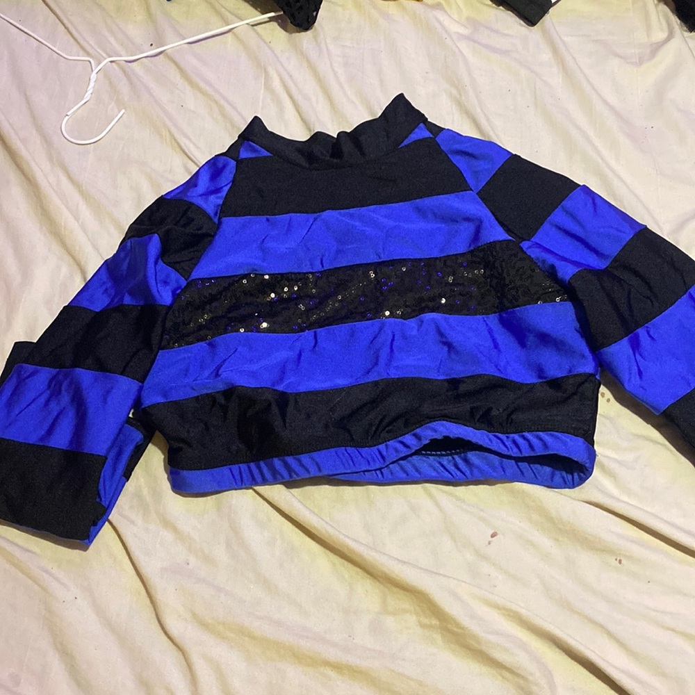 crop long sleeve
